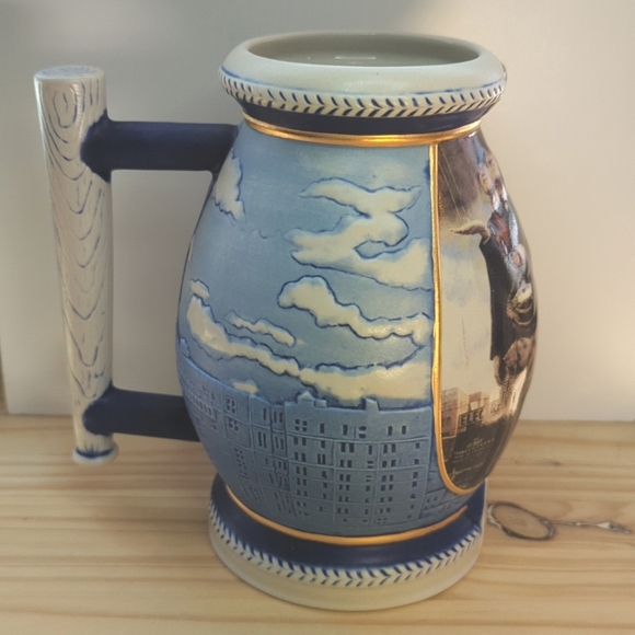 Miller Brewing Stein, 2001 - Picture 2 of 6